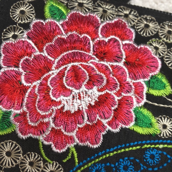 Beautiful wallet - Picture 2 of 4